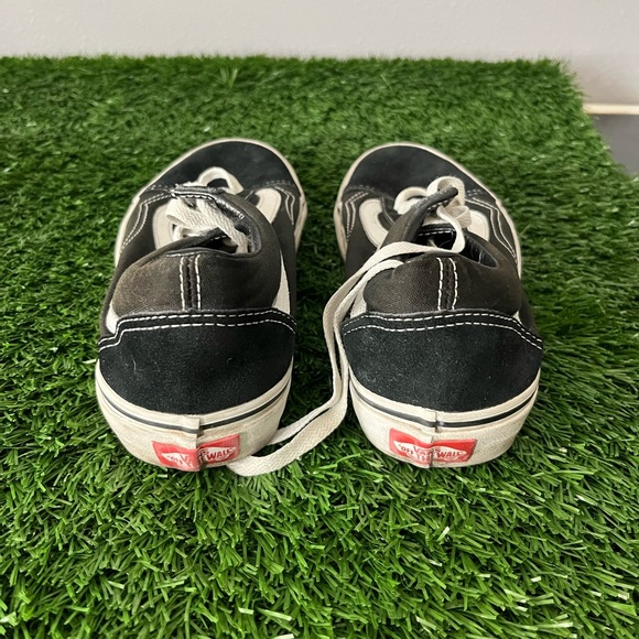 Vans Black and White Classic Sneakers - Picture 2 of 4